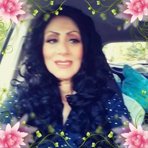 Meet your Posher, Joann